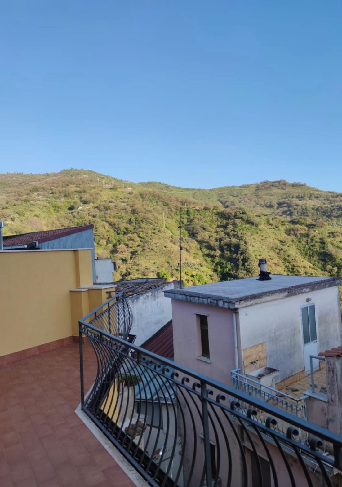 Cottage Gole Alcantara Pafumi Graniti Экстерьер фото